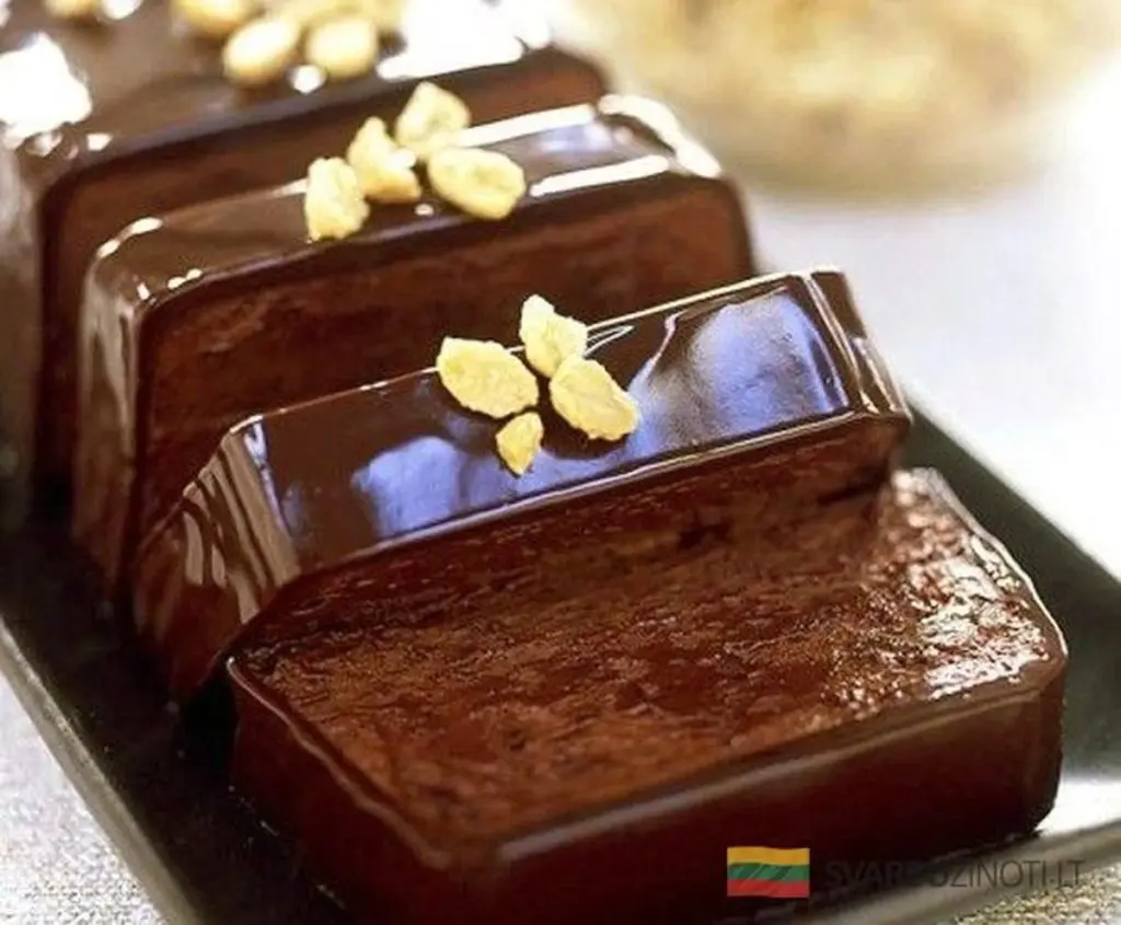 El terrino de chocolate que deslumbrará a tus invitados (y es más fácil de lo que crees)