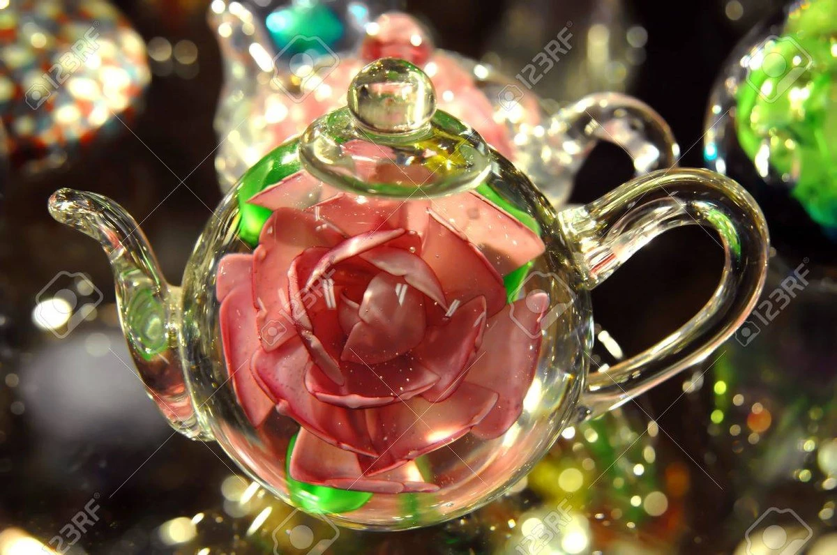 El truco del limón que deja tu tetera reluciente sin esfuerzo - image 1