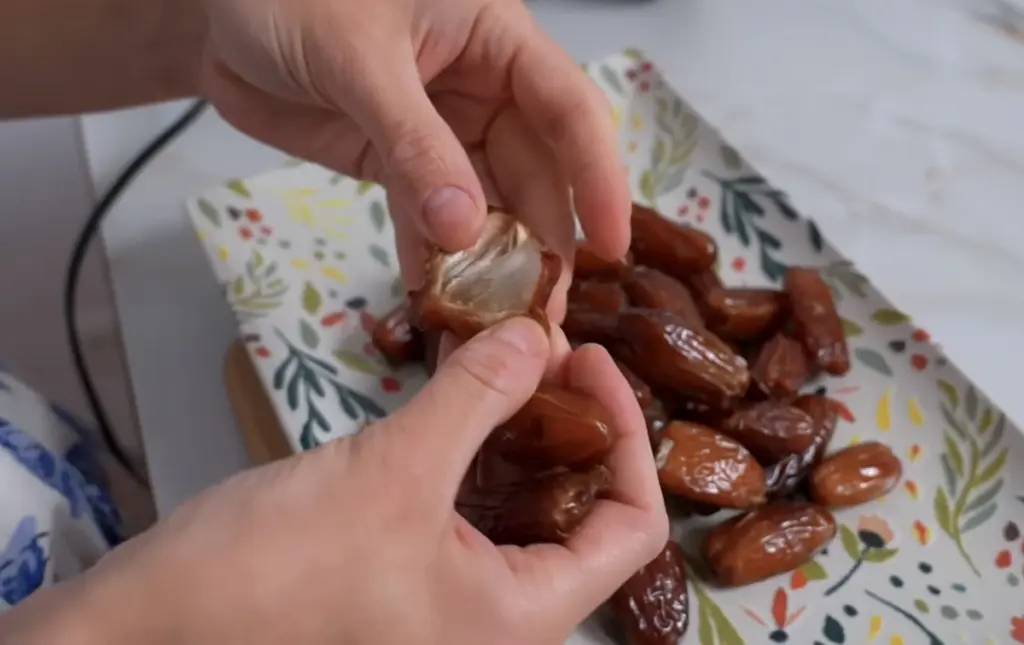 El truco infalible para saber si tus dátiles están tratados con grasa