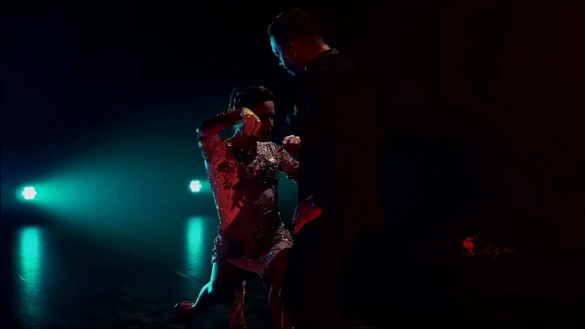 Toma Vaškevičiūtė sorprende en el tango: un beso apasionado con Dijora sella su actuación - image 1