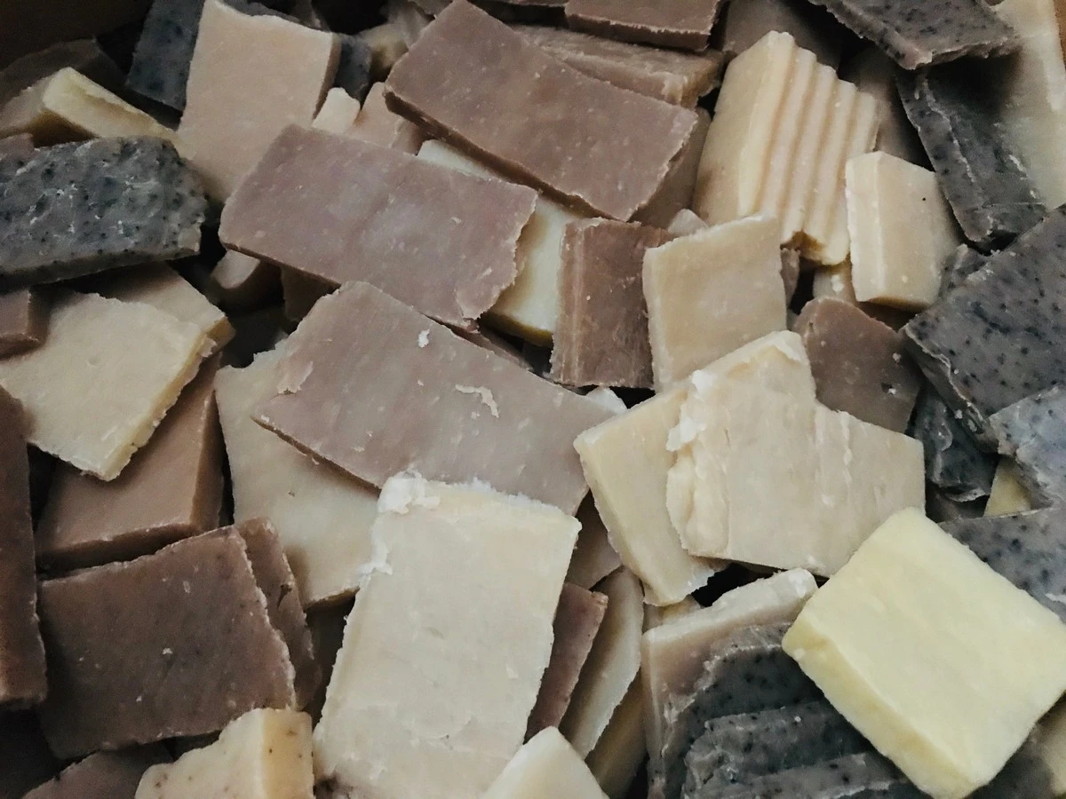 5 maneras ingeniosas de reutilizar restos de jabón que te harán ahorrar dinero - image 1