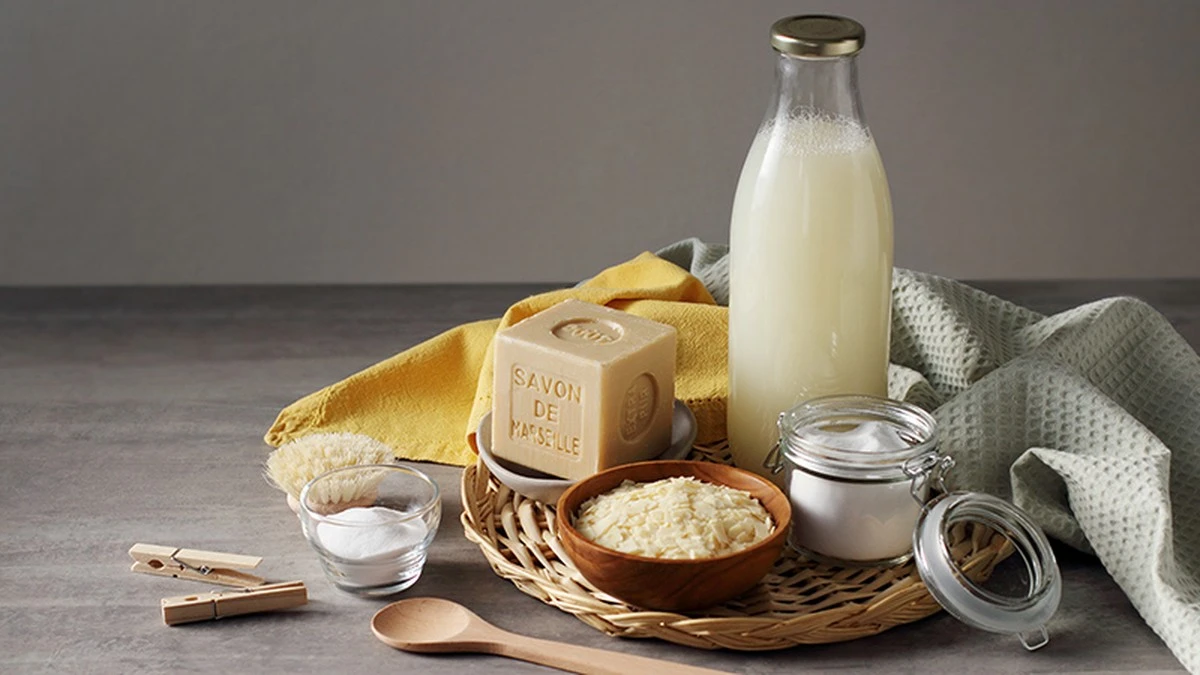 Adiós a los detergentes: 2 trucos caseros que dejarán tu ropa impecable - image 1