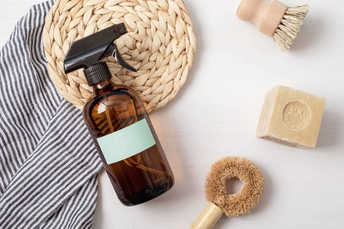 Adiós a los limpiadores industriales: prepara este bloque casero en 10 minutos y haz brillar tu hogar - image 1