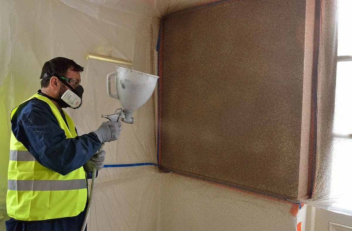 Aísla una pared fría sin obras: el truco de las cortinas térmicas que calienta tu hogar - image 1