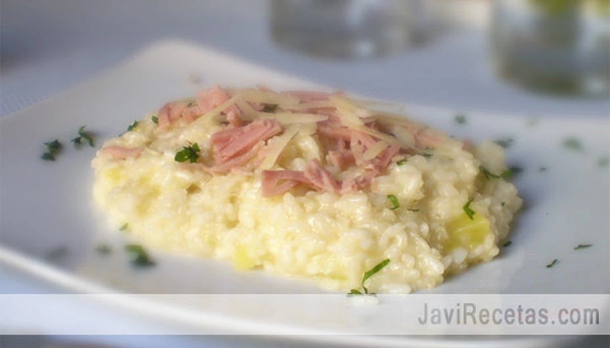 Arroz cremoso: la receta que conquistará tu paladar y sorprendentemente fácil - image 1