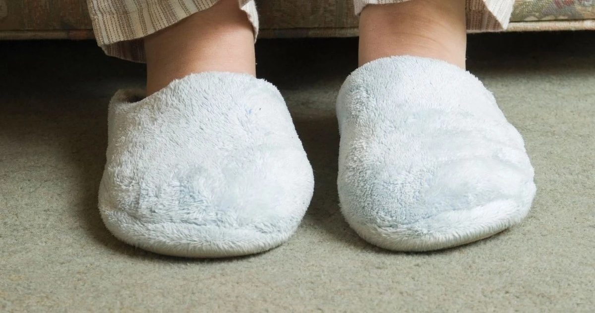 El secreto para un suelo acogedor: qué poner bajo tu cama para ganar 2 grados - image 1