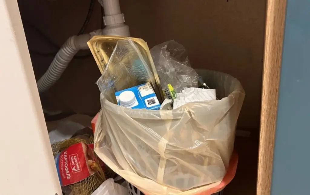 El truco de las 5 bolsas de basura que te ahorrará tiempo cada mañana