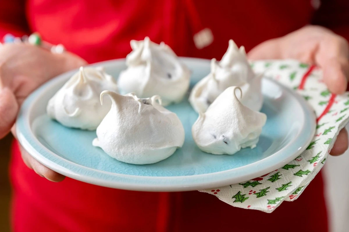 Galletas con forma de concha rellenas de merengue: el postre que impresiona a simple vista - image 1