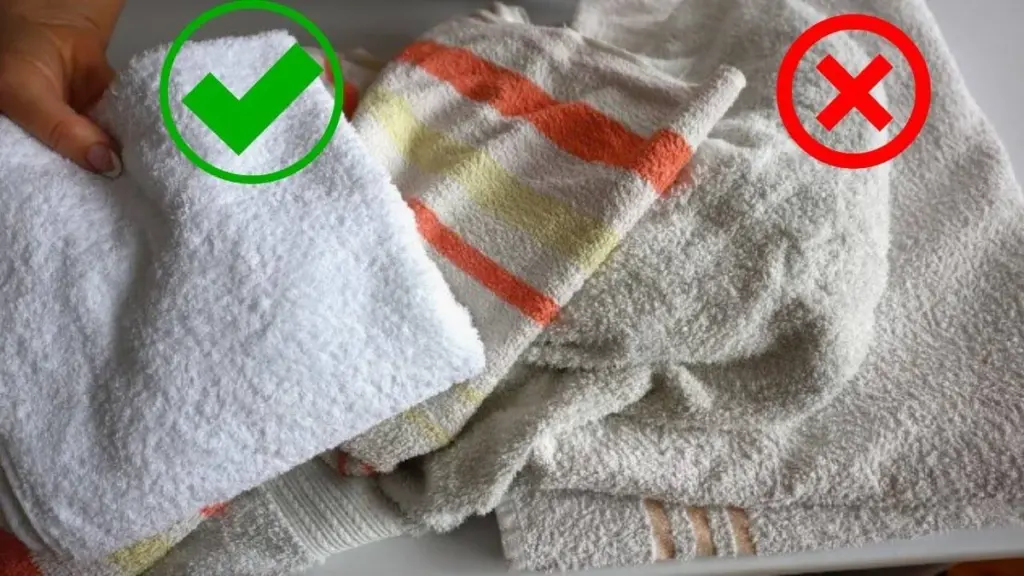 Las abuelas japonesas usaban especias para emblanquecer: solo 3 cucharadas para que las toallas de cocina queden como nuevas