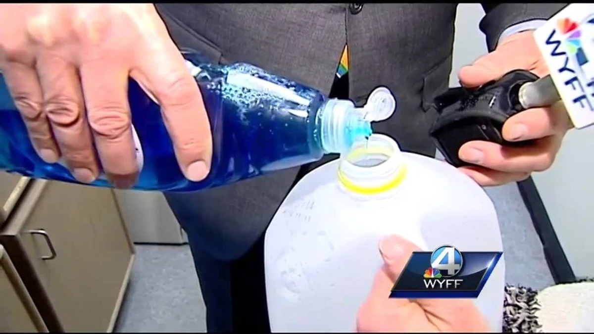 La sal y 3 partes de arena: el truco infalible para derretir el hielo en tu entrada - image 1