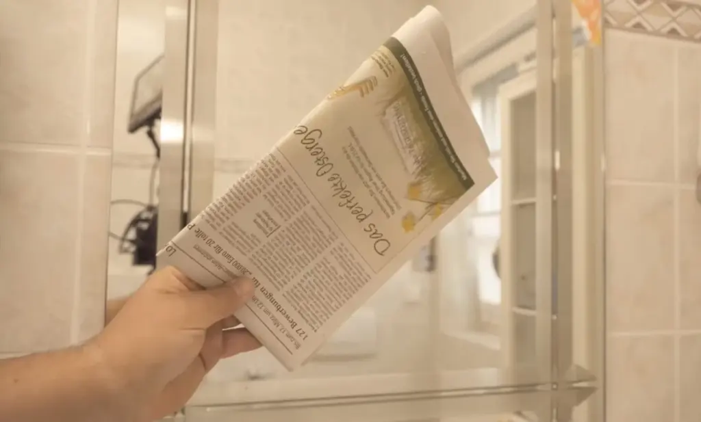 Limpia tus espejos con 2 ingredientes caseros: adiós a las manchas en 2 minutos