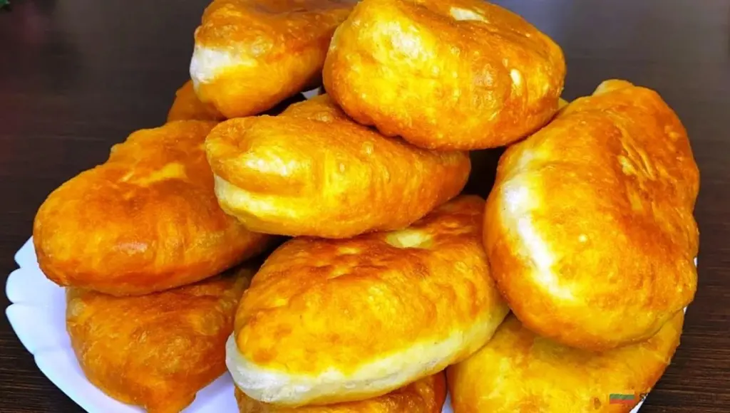 Pasteles de kéfir sin levadura: jugosos con cualquier relleno
