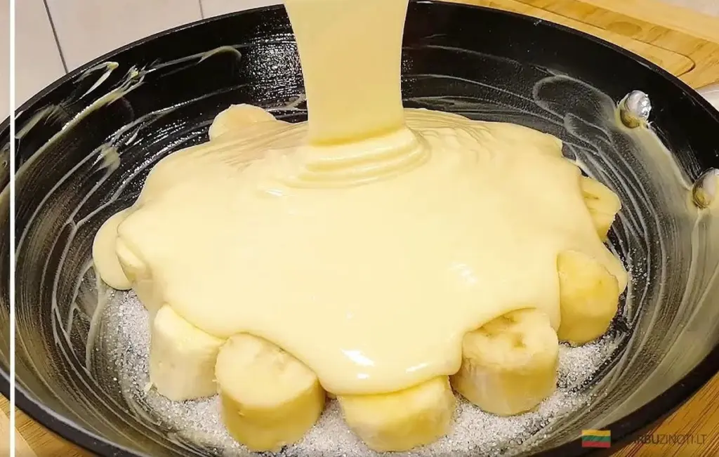 Pastel esponjoso en sartén: la magia de un huevo y bananas