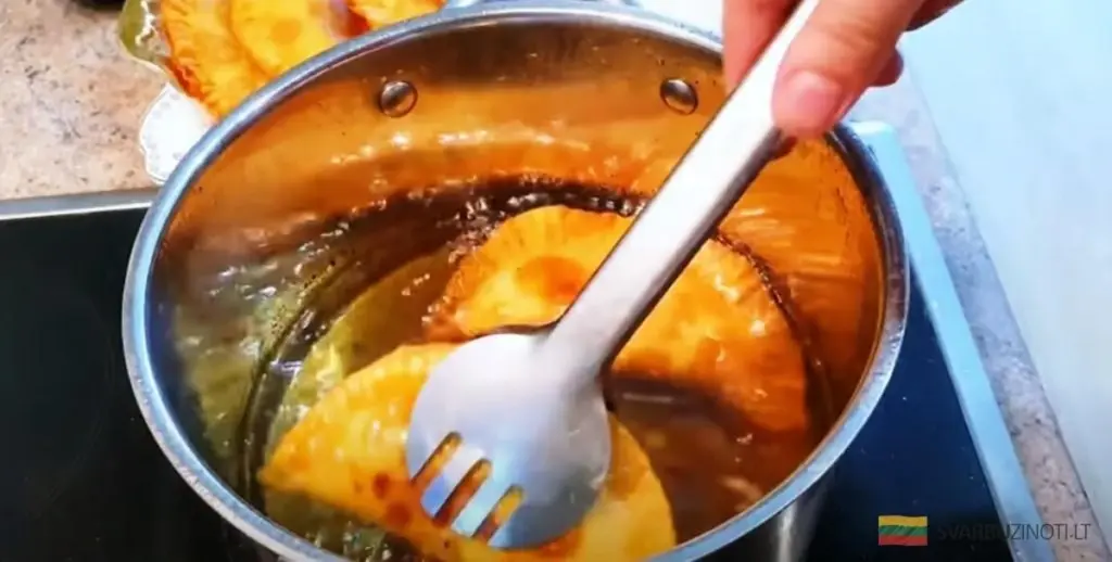 Por qué los cocineros caseros añaden una cucharadita de pimienta negra al relleno de chebureki