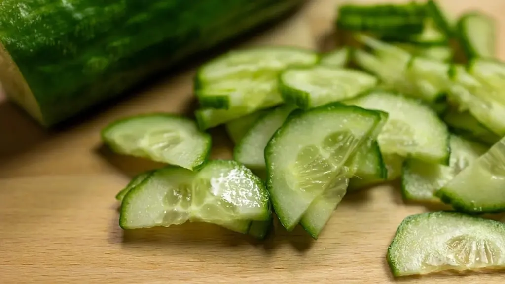 Por qué tus pepinos amarillean al final del verano y cómo salvar tu cosecha