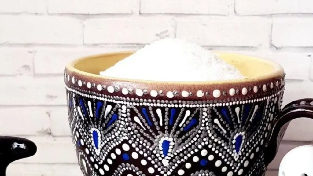 Sal en la ventana: el truco infalible para evitar el vaho y el moho