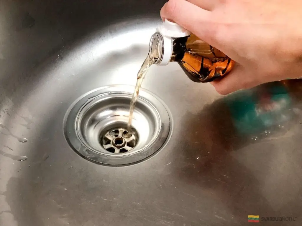 Solución casera para desatascar tuberías: mucho más barata que los productos de tienda