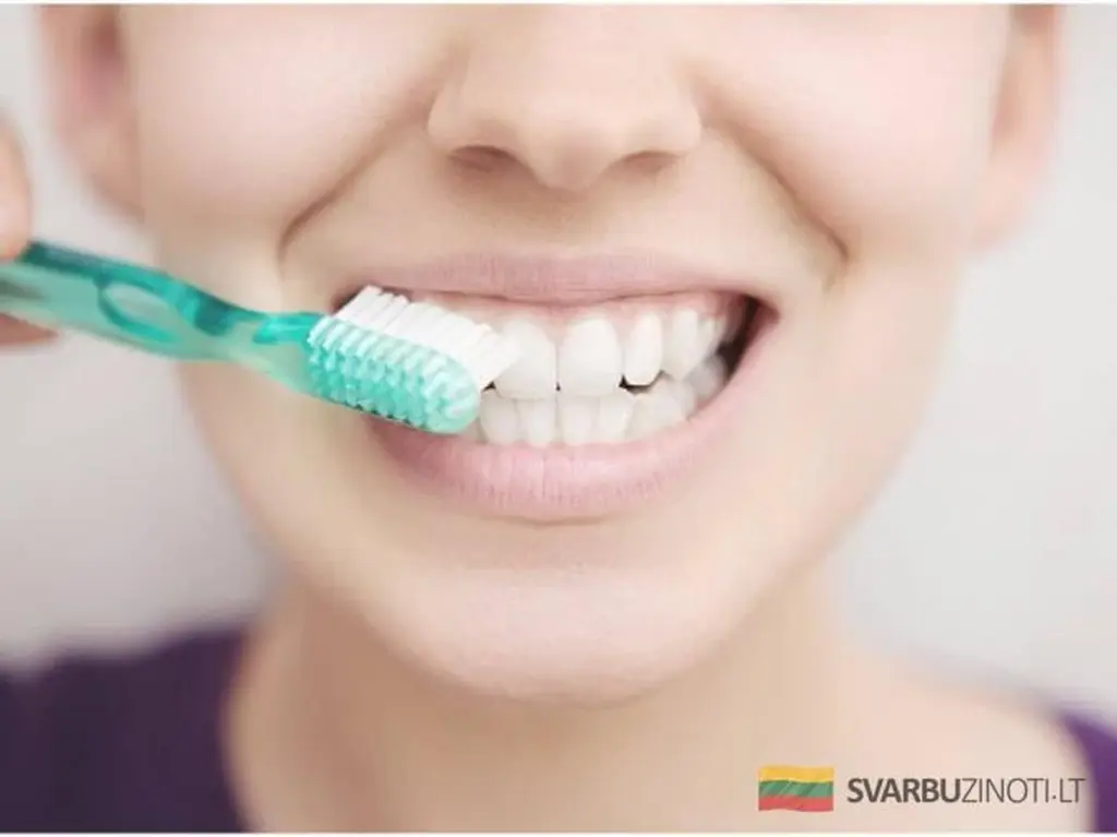 ¿Te lavas los dientes menos de 2 minutos? Podrías estar cometiendo un error grave