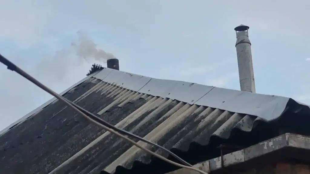 Adiós a la hollín: 3 hacks para limpiar tu chimenea por menos de 10 pesos