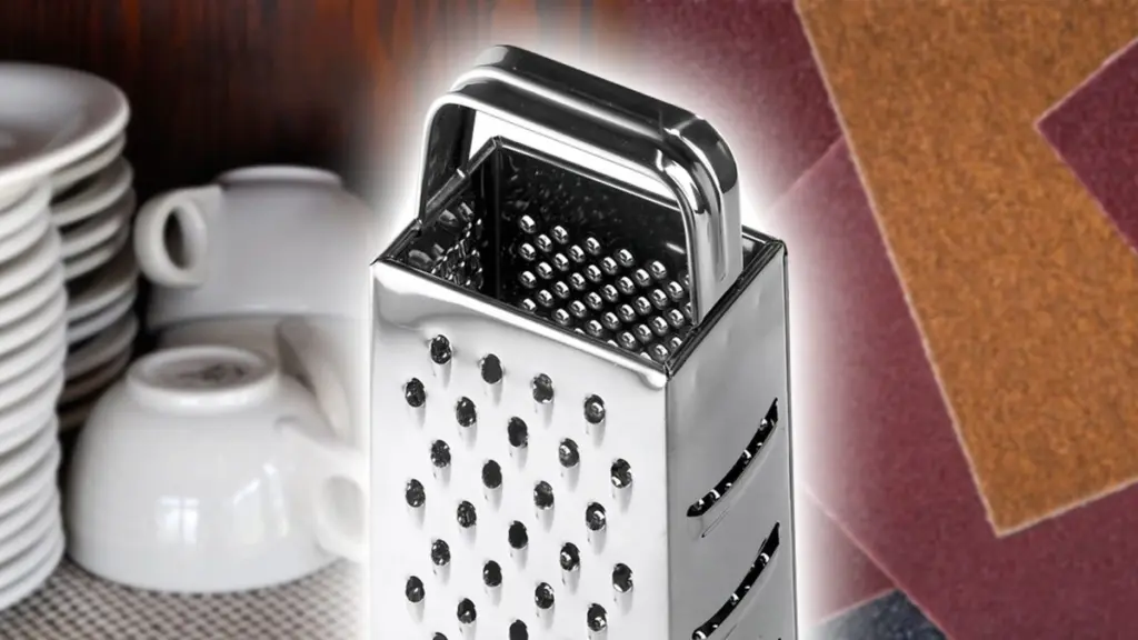 Afila tu rallador en segundos con este truco de cocina