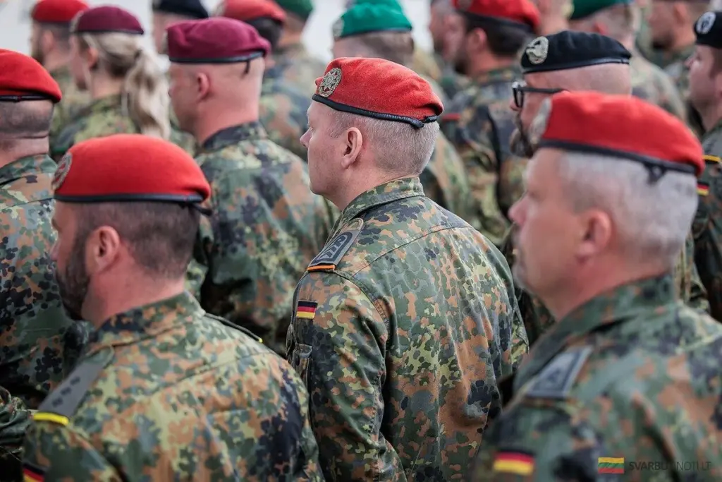 Alemania despliega brigada en Lituania: la operación secreta que remodela la defensa europea