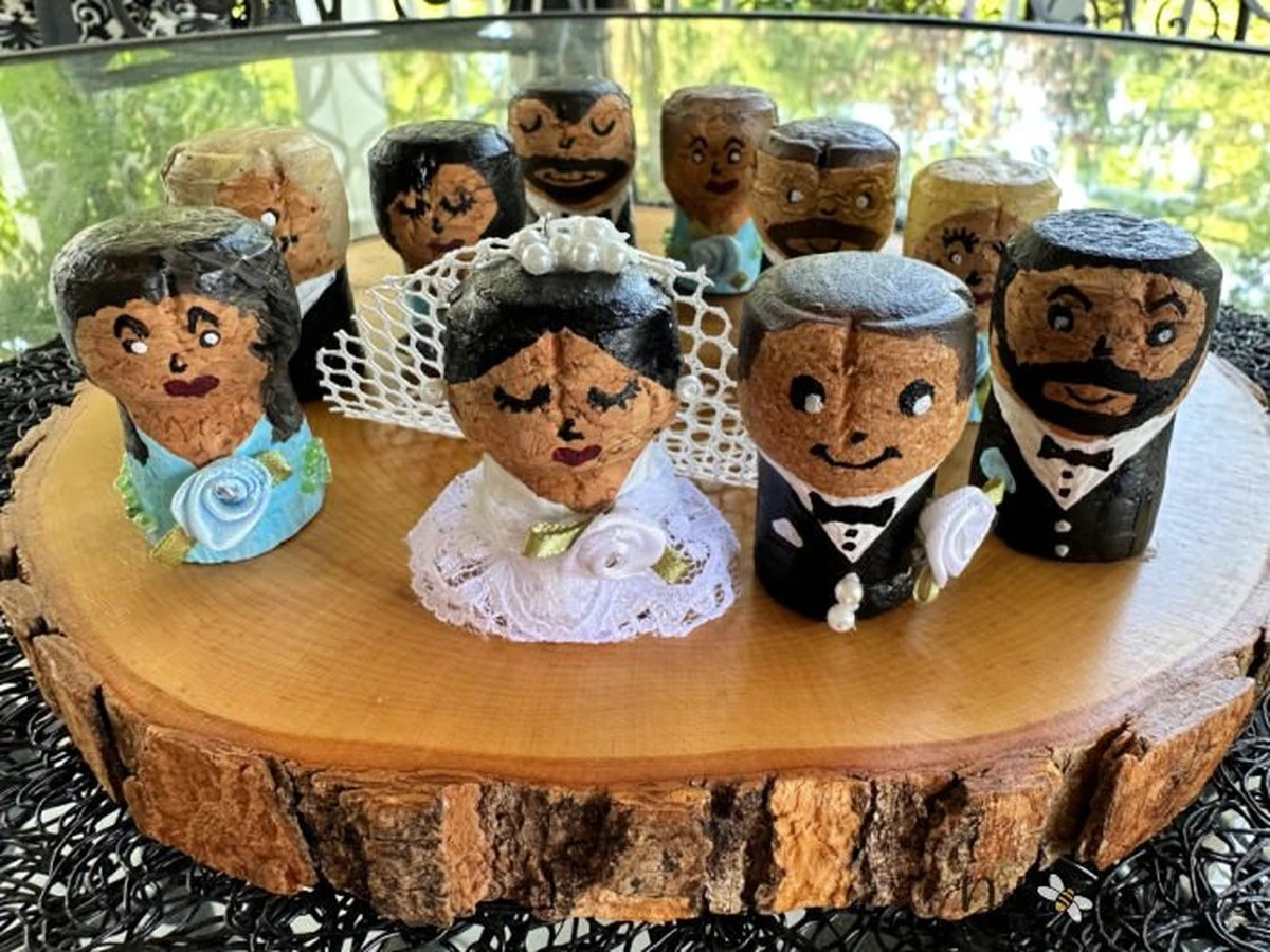 Diez usos geniales para los tapones de corcho de champán que quizás no conocías - image 1