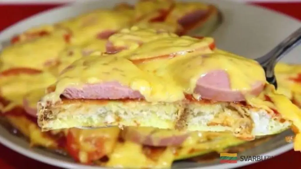 El truco de la abuela para una cena rápida: la tostada francesa reinventada con jamón y queso