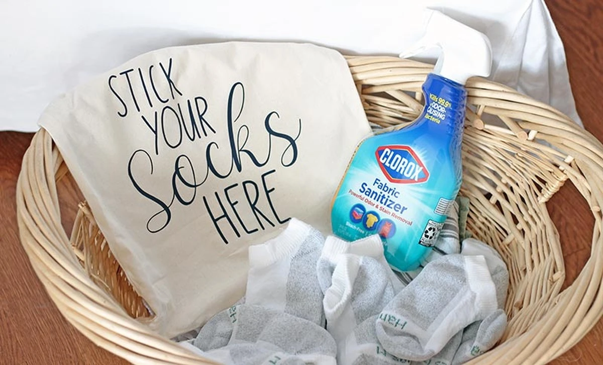 El truco del detergente en calcetines: el secreto para un calzado impecable y fresco - image 1
