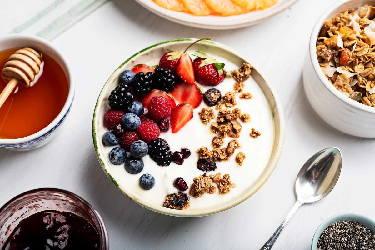 Haz yogur cremoso en casa con solo 2 ingredientes: adiós a la tienda - image 1