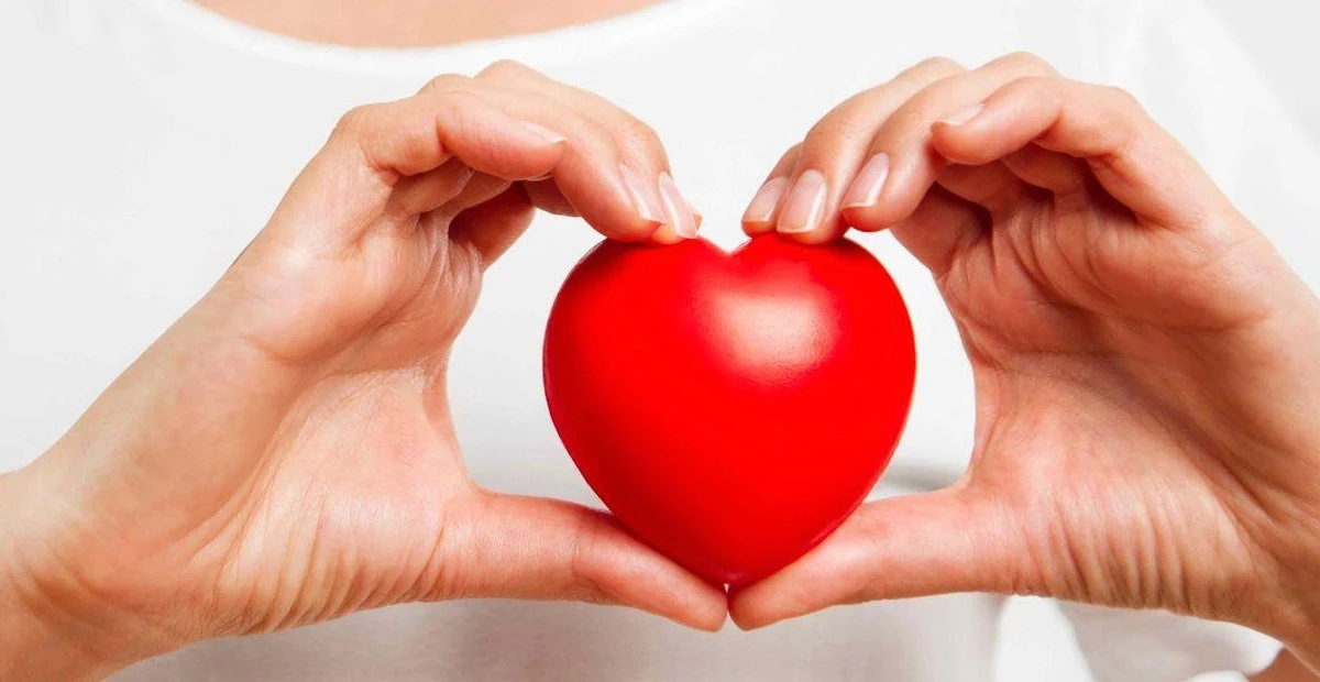 Insuficiencia cardíaca en mujeres: síntomas clave incluso con colesterol normal - image 1