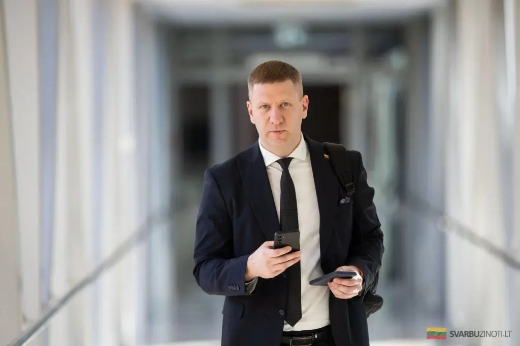 LRT: Kairys advierte sobre el debilitamiento del radiodifusor público por nuevas enmiendas