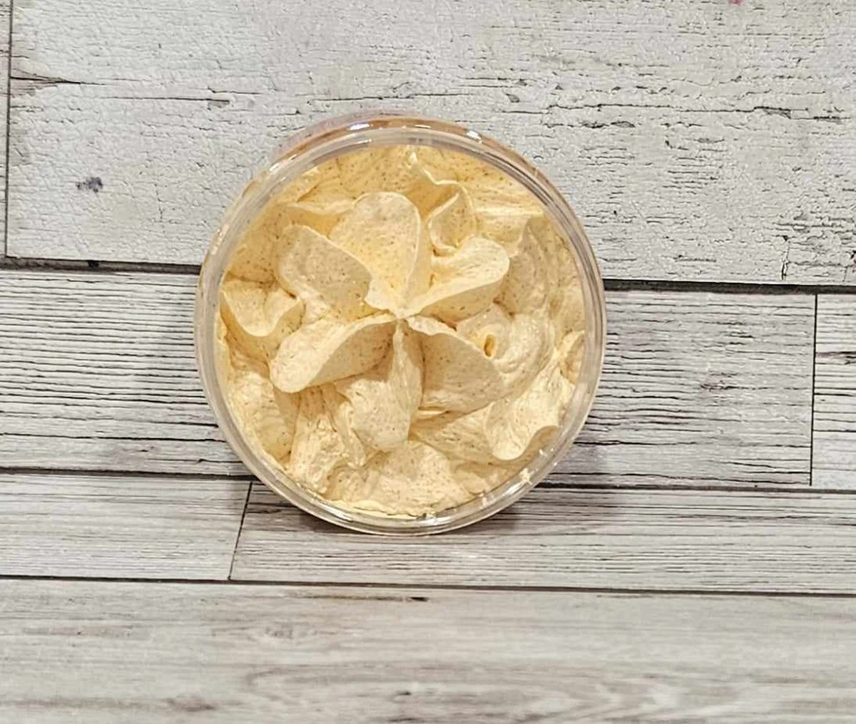 Papa y sal en tus pies: el truco casero que promete suavidad en 5 minutos - image 1