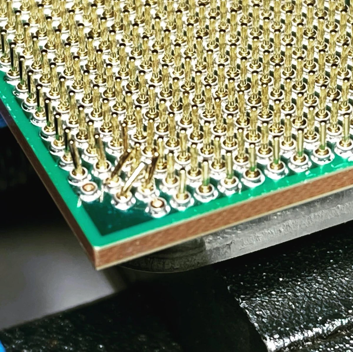 Por qué debes ignorar las agujas y monedas encontradas en la calle (y lo que tu bisabuela ya sabía) - image 1