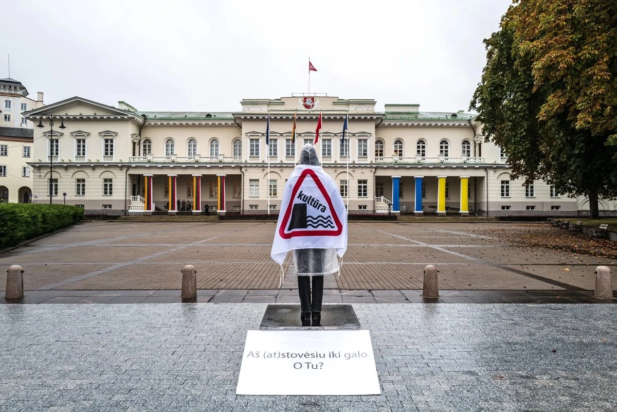 Por qué el presidente del Seimas se convirtió en un símbolo de descrédito constitucional - image 1