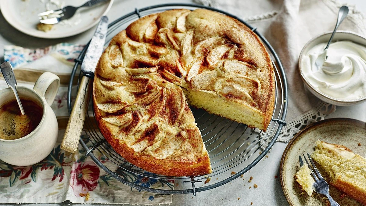Tarta de manzana derretida: lista en 5 minutos, fácil y deliciosa - image 1