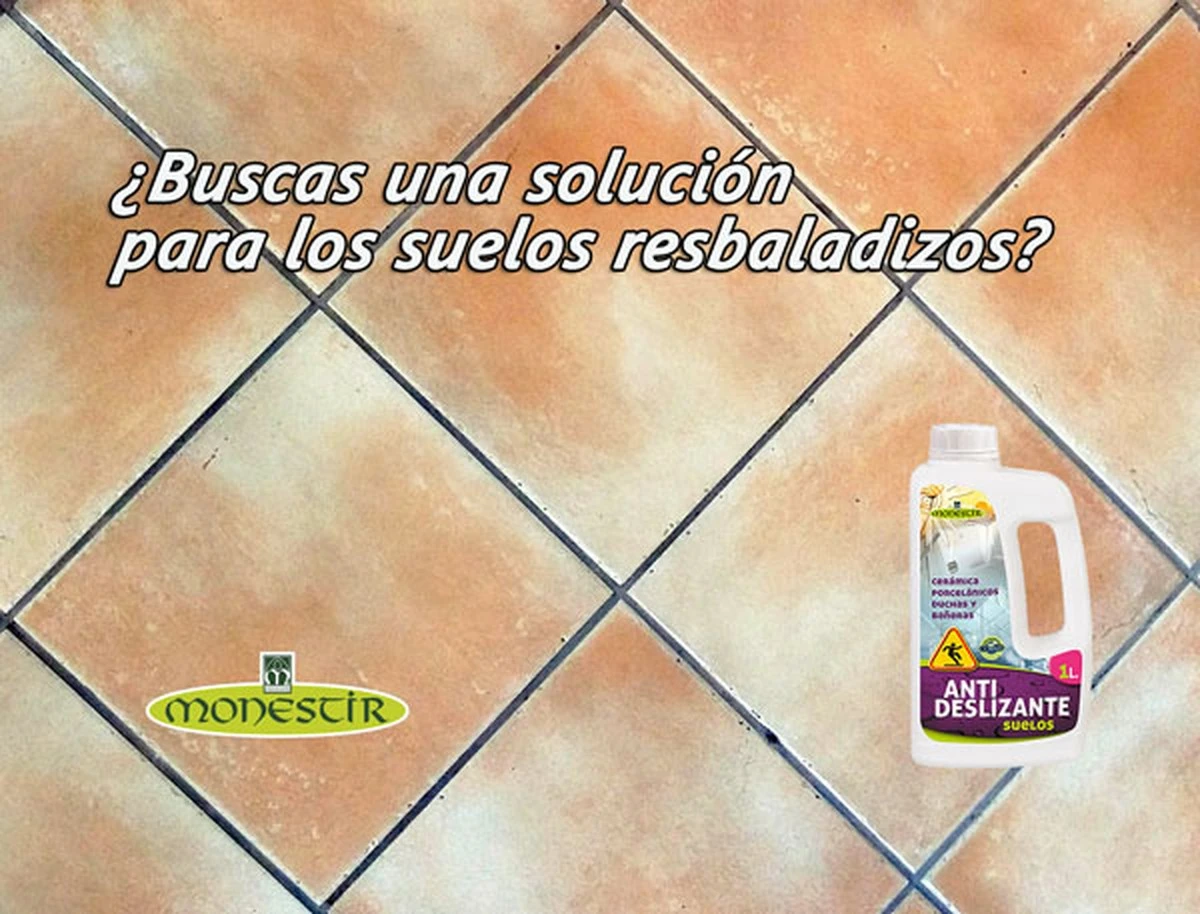 Un gesto sencillo en tu suelo de baldosa te salvará de caídas constantes en casa - image 1